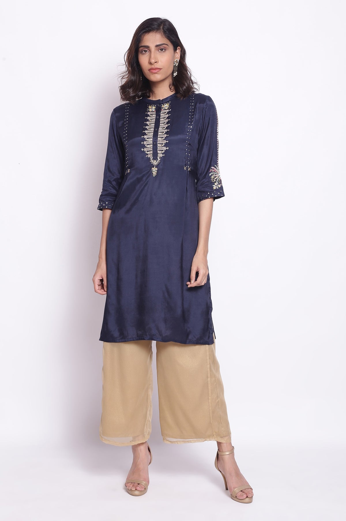 Blue Festive Embroidered kurta - M