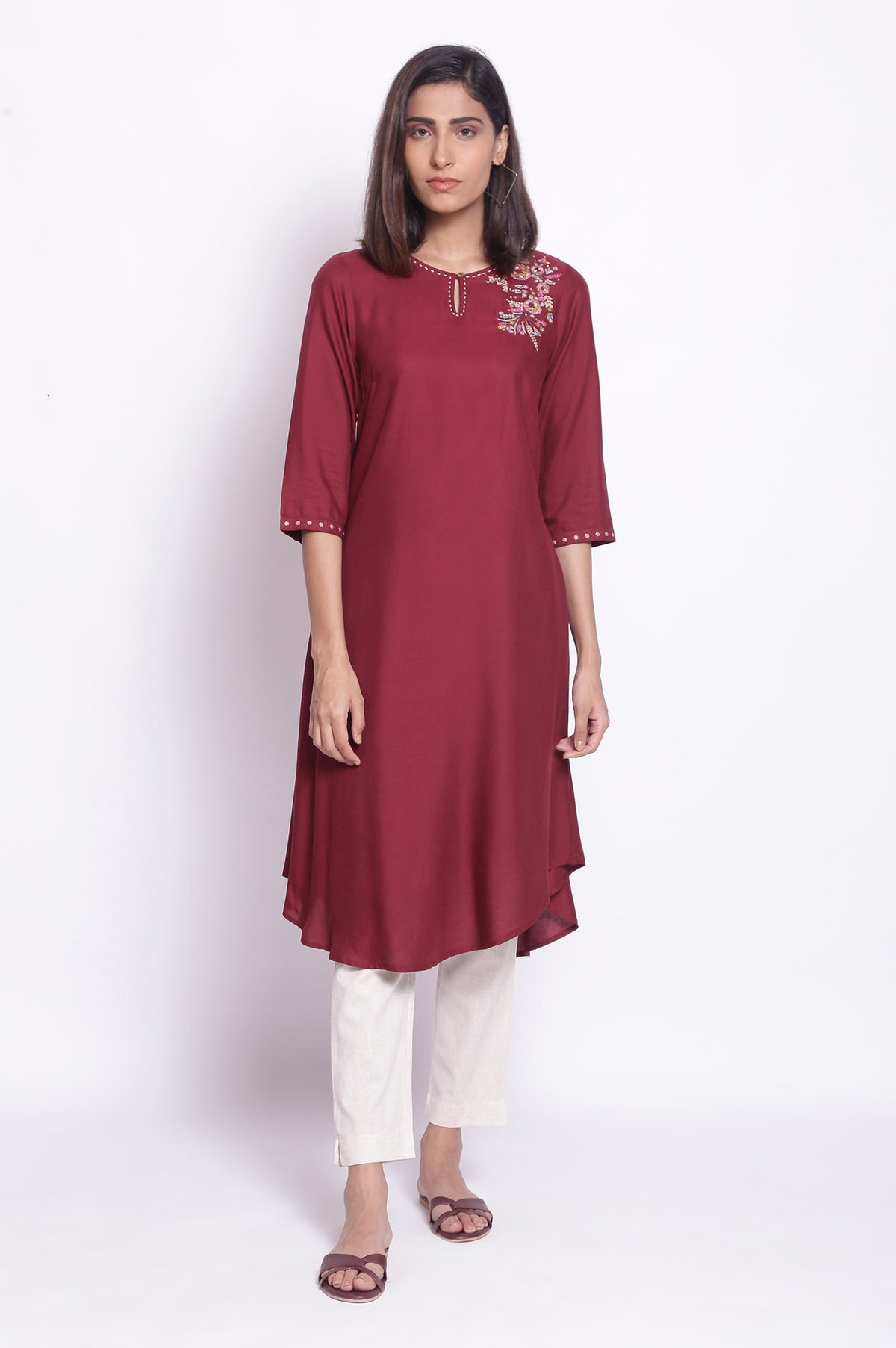 Burgundy Embroidered kurta - XS