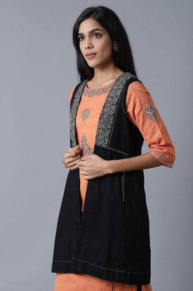Black Sleeveless Embroidered Shrug - S