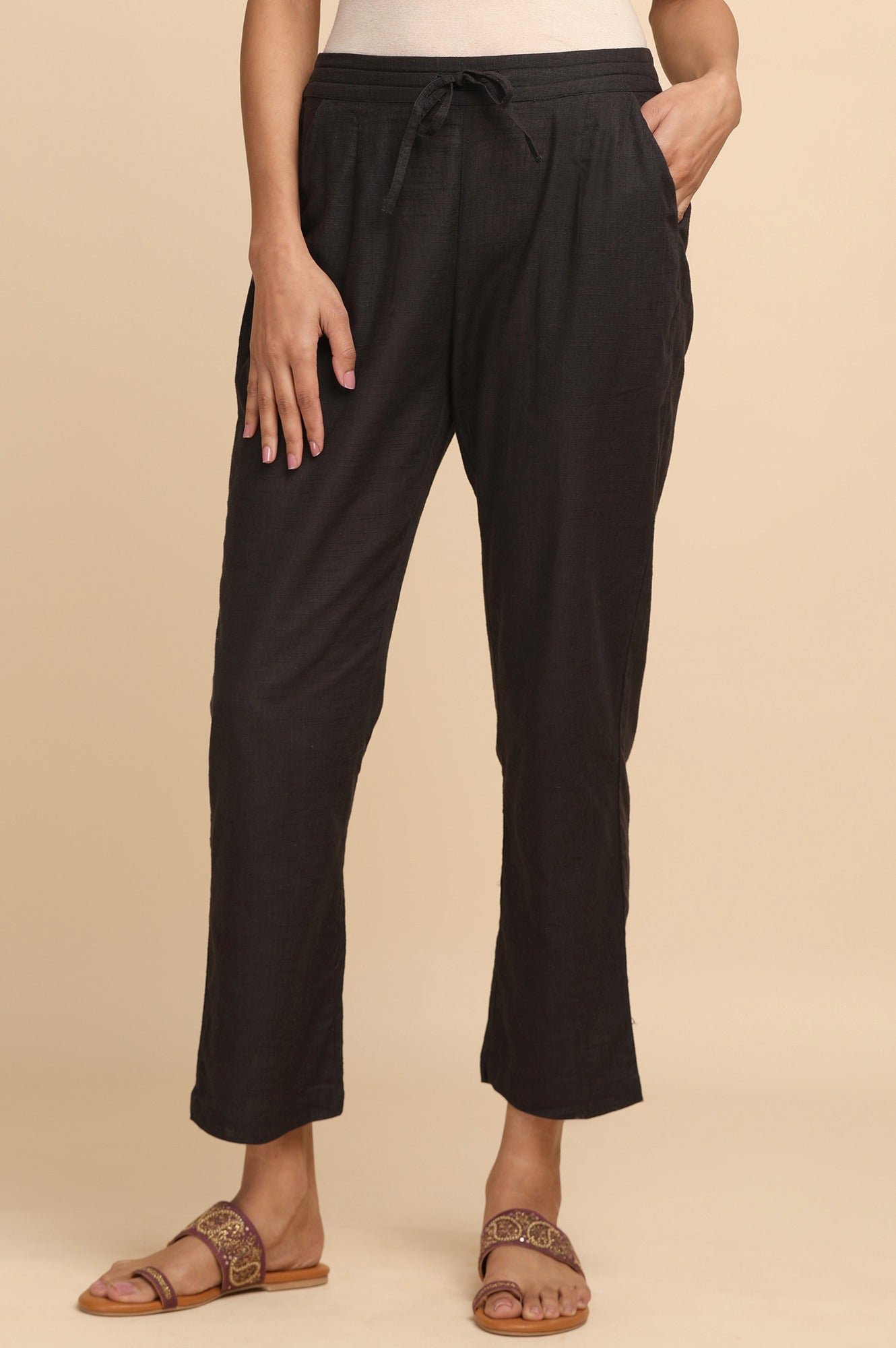 Black Solid Straight Pants