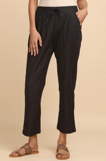 Black Solid Straight Pants