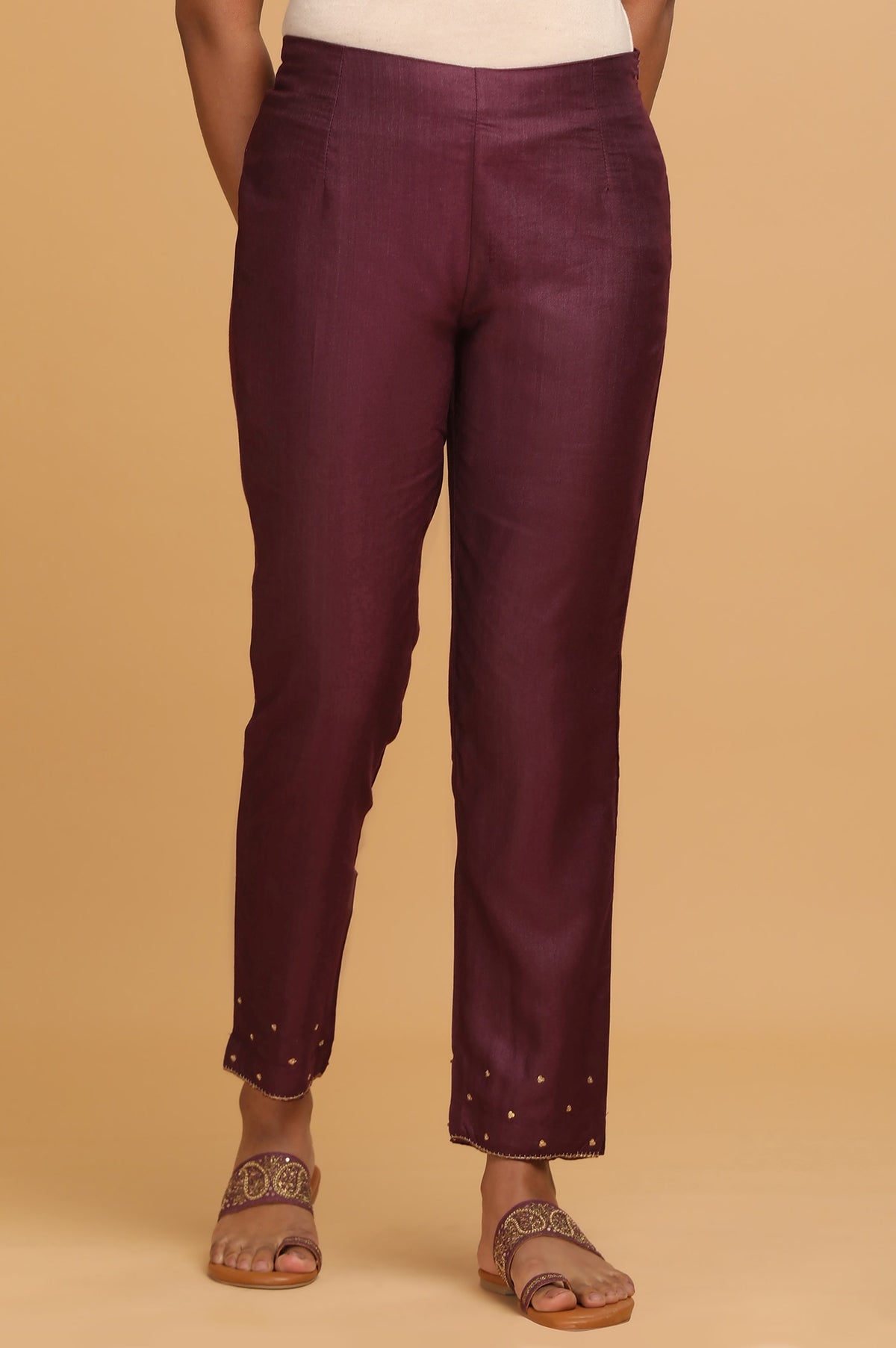 Wine Solid Slim Pants - XS
