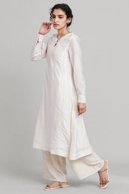Ecru Chanderi Embroidered kurta With Side Panels