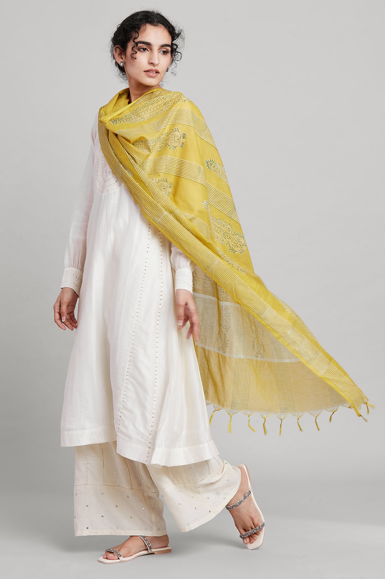 Ecru Chanderi Embroidered kurta With Side Panels