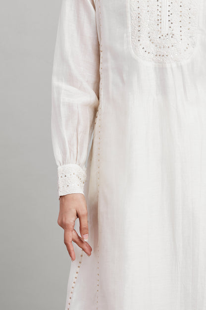 Ecru Chanderi Embroidered kurta With Side Panels