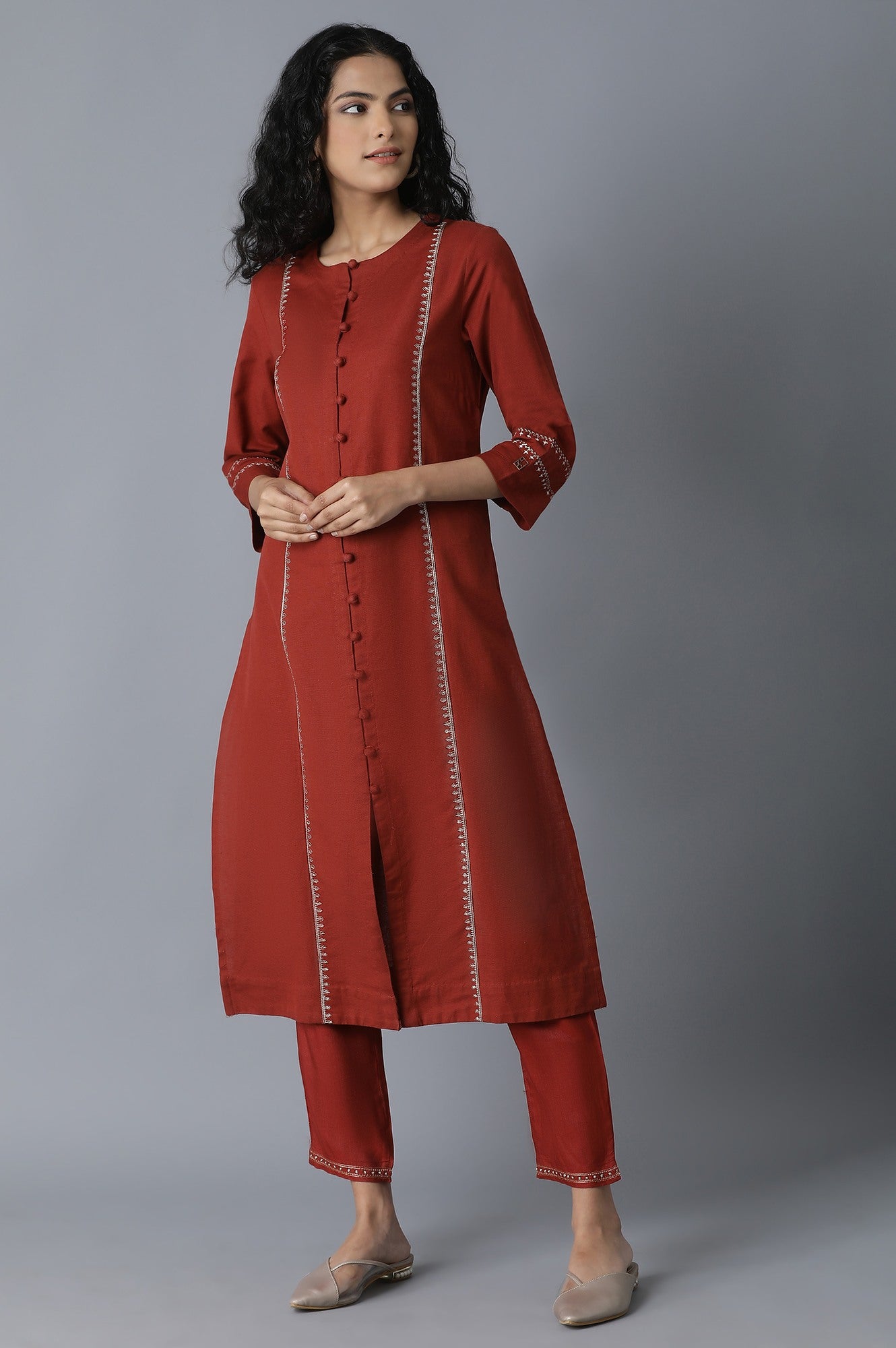 Dark Red Solid Slim Pants