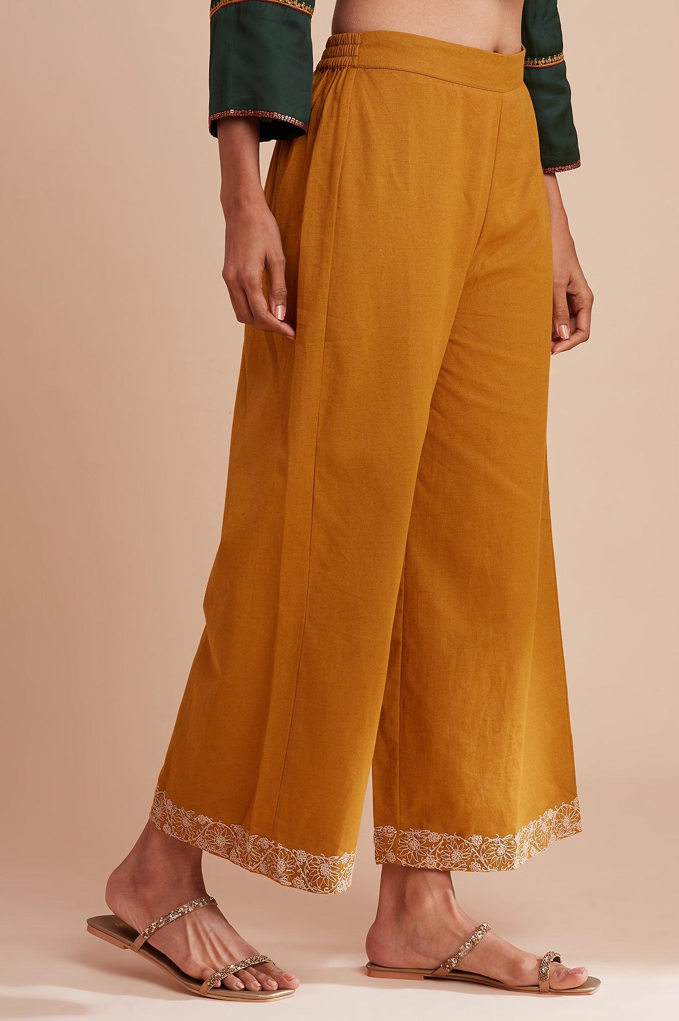 Light Yellow Solid Parallel Pants - wforwoman