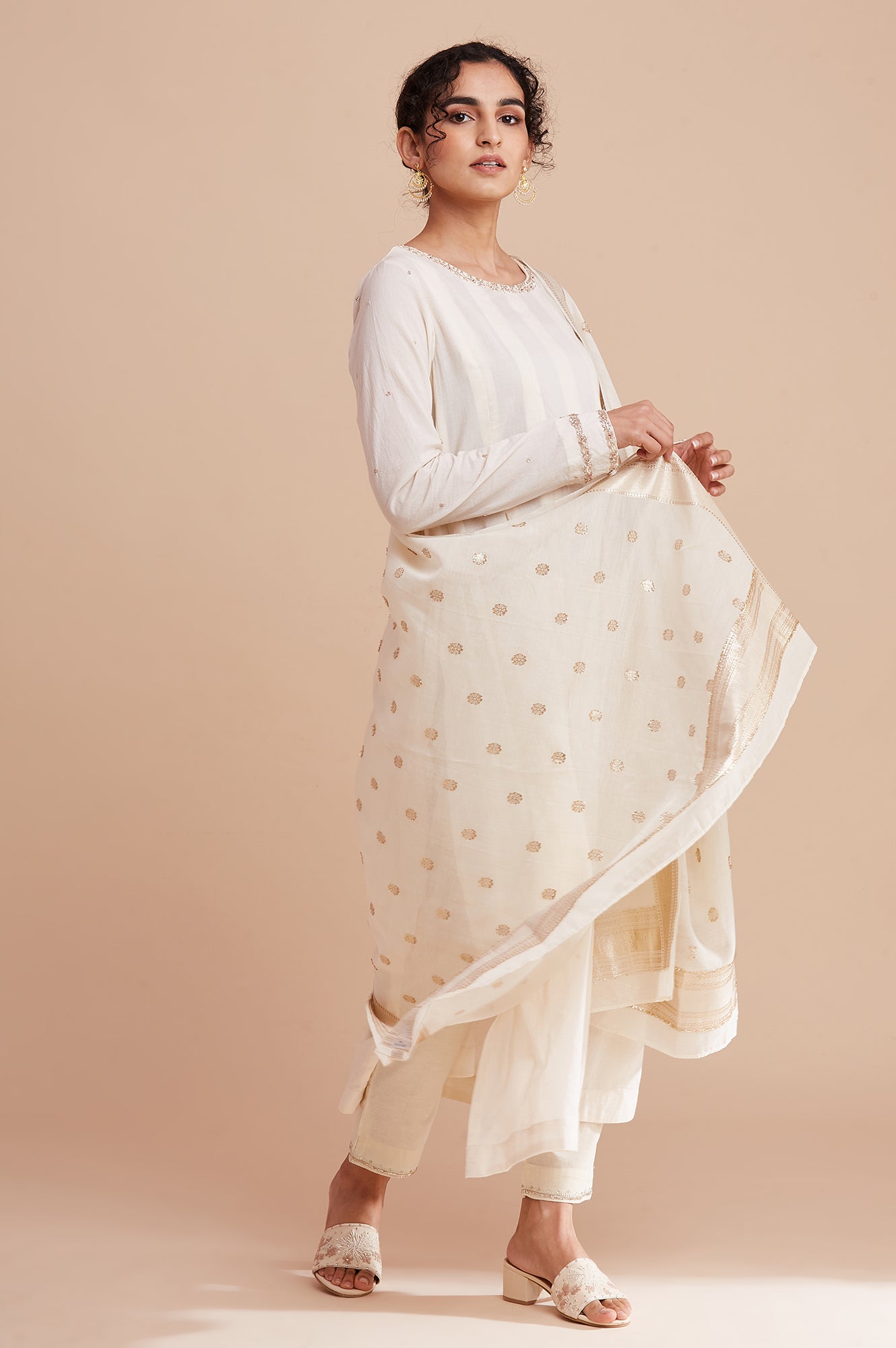 Cream Solid Jacquard Gold Fringes Silk Dupatta