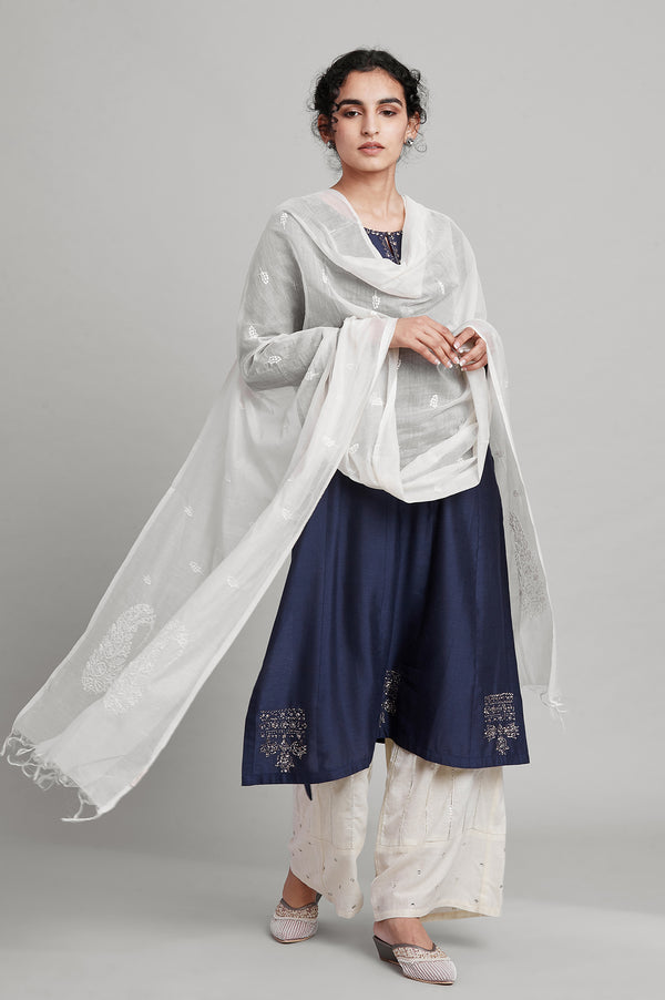 White Paisley Printed Thread Embroidered Pure Silk Dupatta