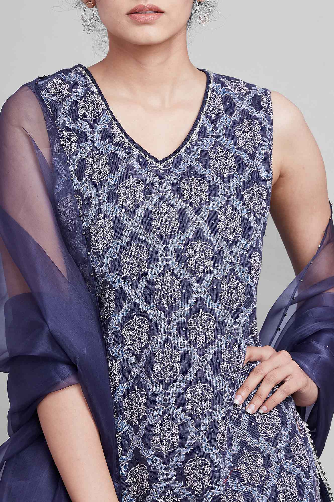 Blue Short kurta-Crinkled Skirt-Organza Drape Set