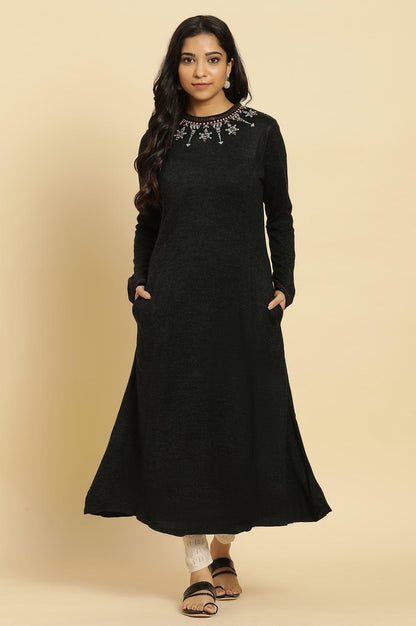 Black Embroidered Acrylic Kurta - wforwoman