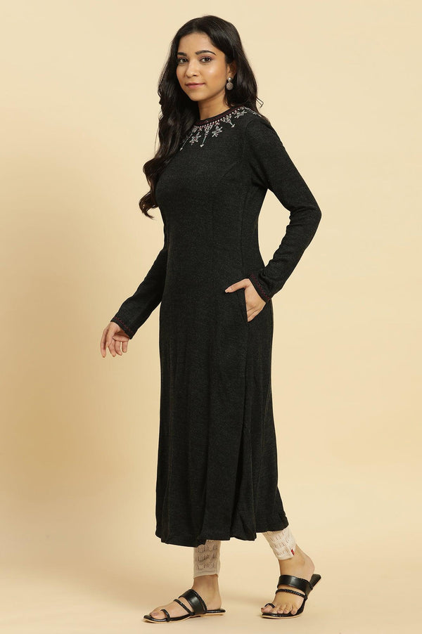 Black Embroidered Acrylic Kurta