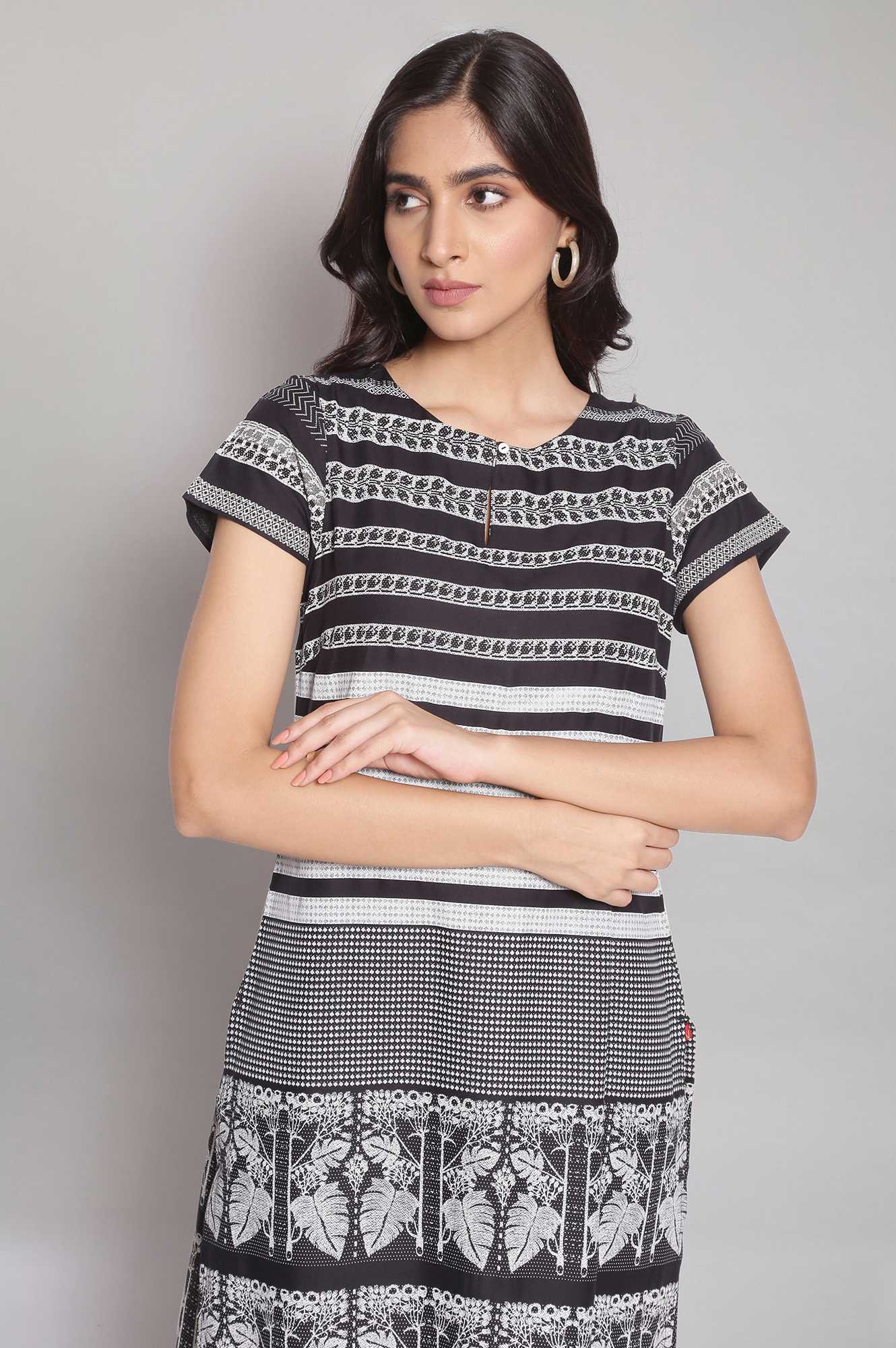 Black Striped Straight kurta