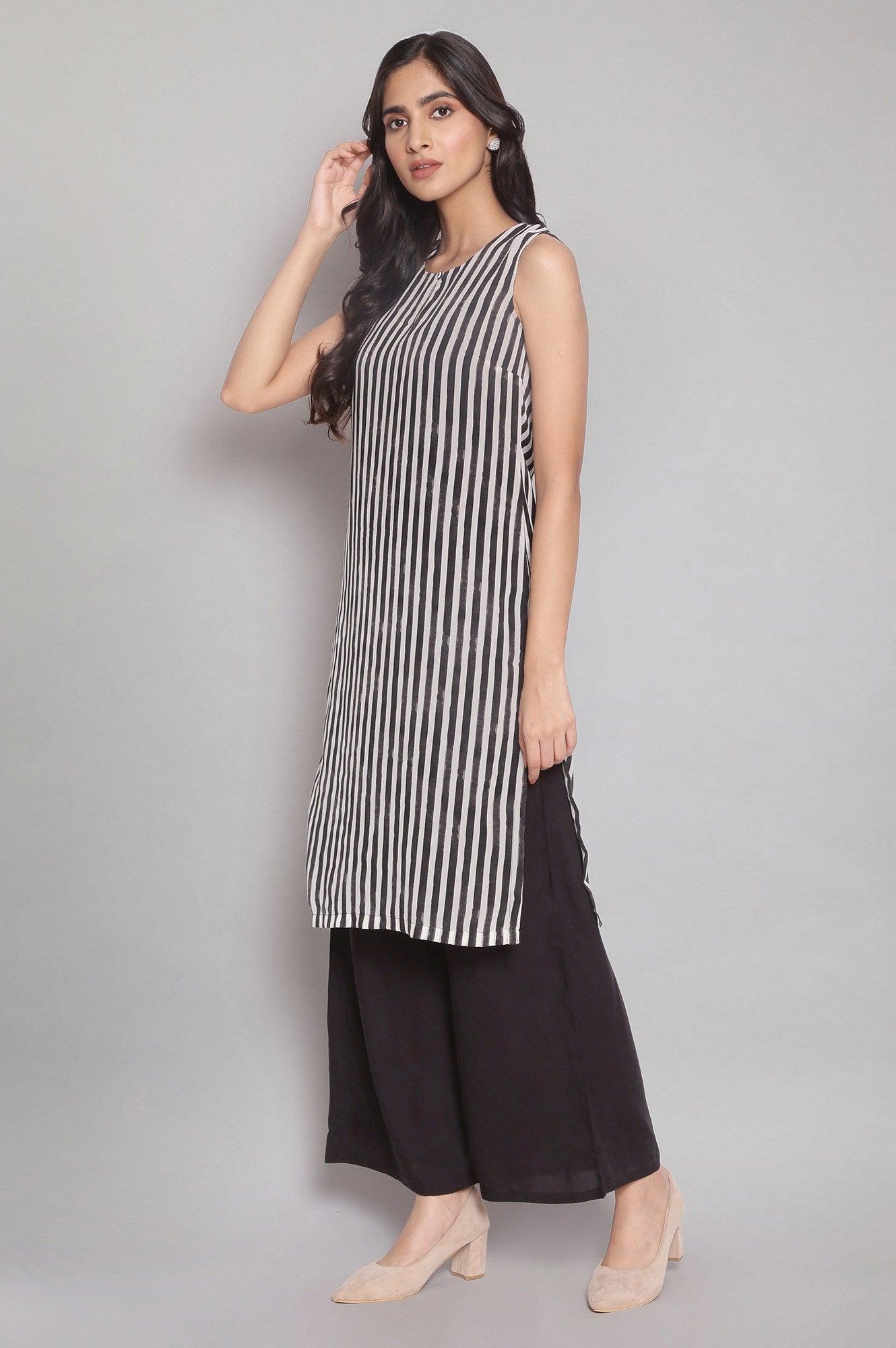 Ecru And Black Stripe Print kurta In Round Neck - wforwoman