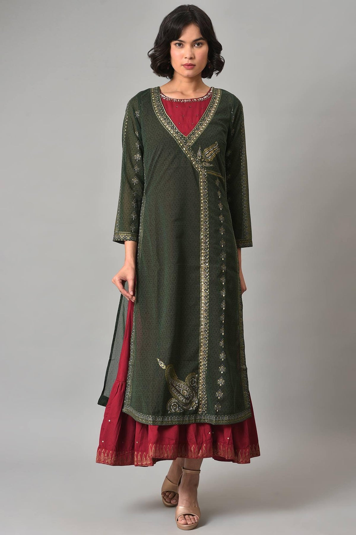 Green Mock Angrakha Gillet With Maroon Tiered Dress - XS