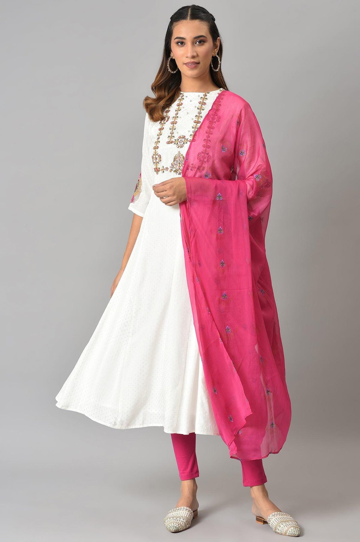 Ecru Embroudered Flared kurta In Round Neck With Tights And Chiffon Dupatta - XS
