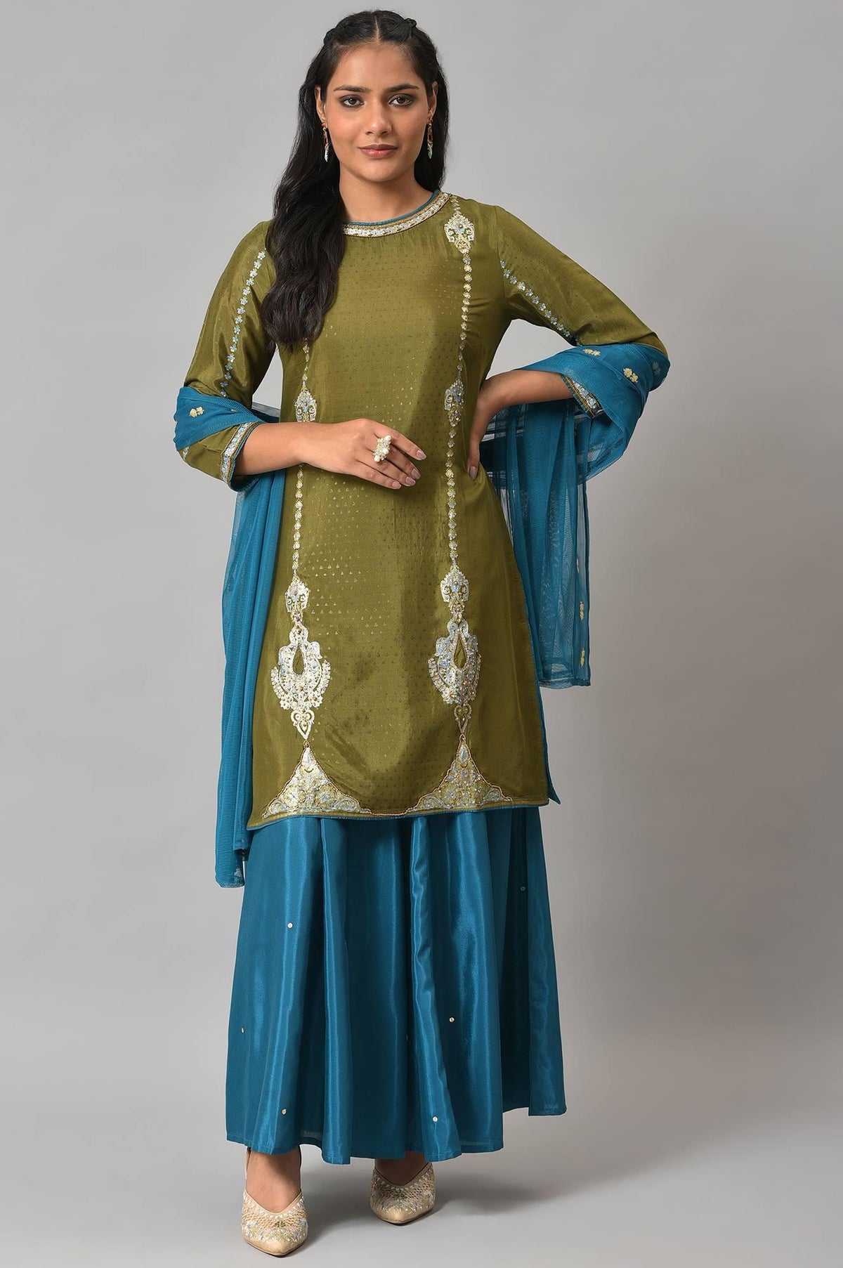 Olive Green Embroidered kurta With Teal Flared Pants And Dupatta - XS