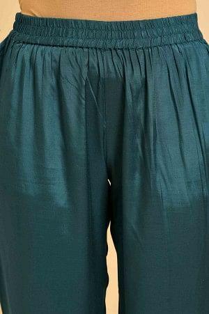 Green Solid kurta, Pants &amp; Velvet Dupatta - wforwoman