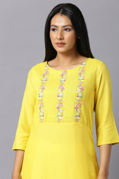 Yellow Embroidered kurta With Lace Trimming - wforwoman