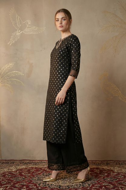 Black Printed kurta With Embroidery And Sequins