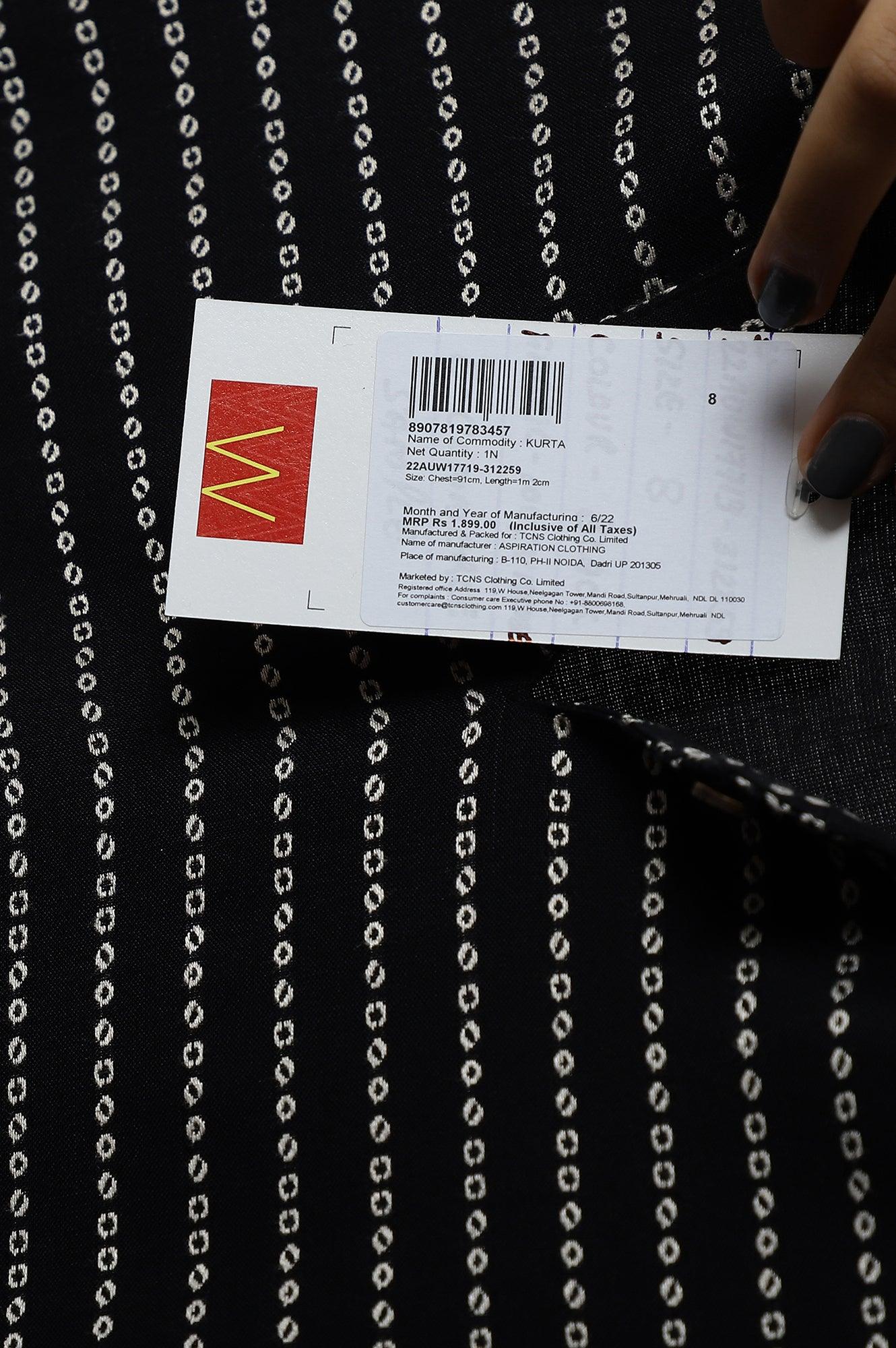 Black Dobby Colour Blocked kurta - wforwoman