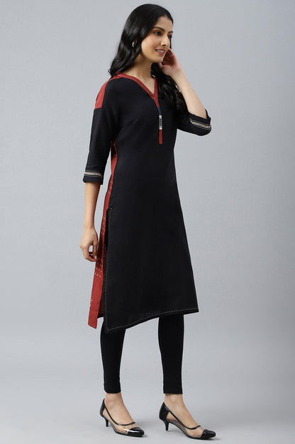 Black Solid kurta With Printed Placket - wforwoman