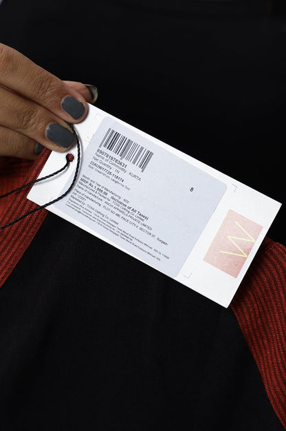 Black Solid kurta With Printed Placket - wforwoman