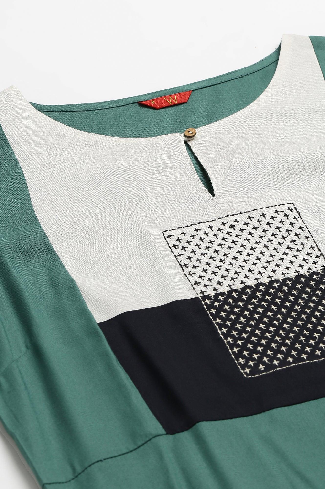 Green Solid kurta With Ecru And Black Yoke - wforwoman