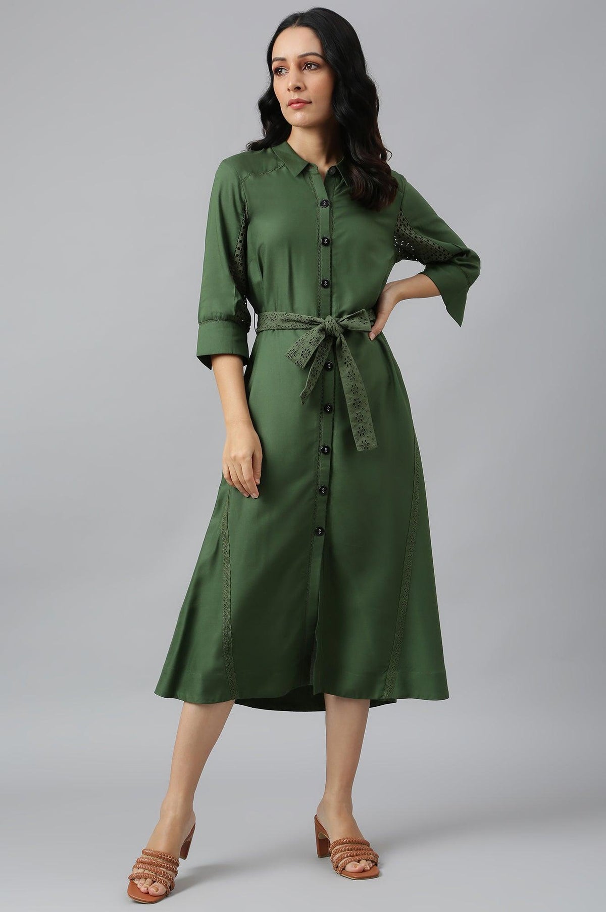 Green A-Line Embroidered Shirt Dress With Schiffli Belt - XS