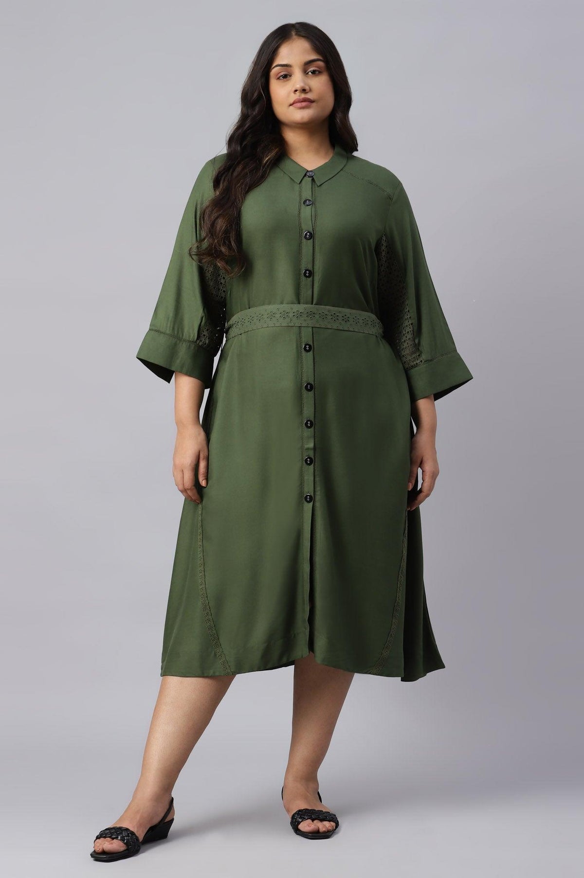 Plus Size Green A-Line Embroidered Shirt Dress With Schiffli Belt - 20