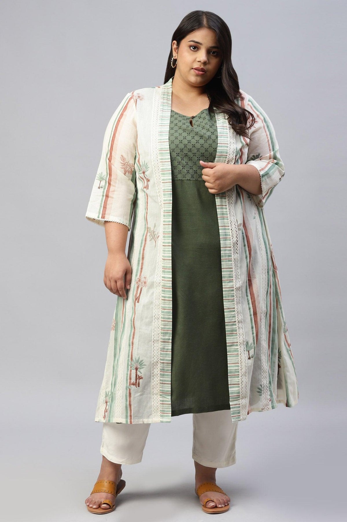Green Plus Size Schiffli kurta With Printed Jacket - 20