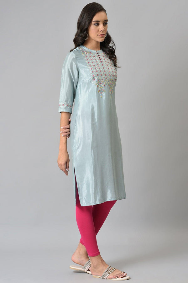 Light Blue Embroidered kurta In Mandarin Collar