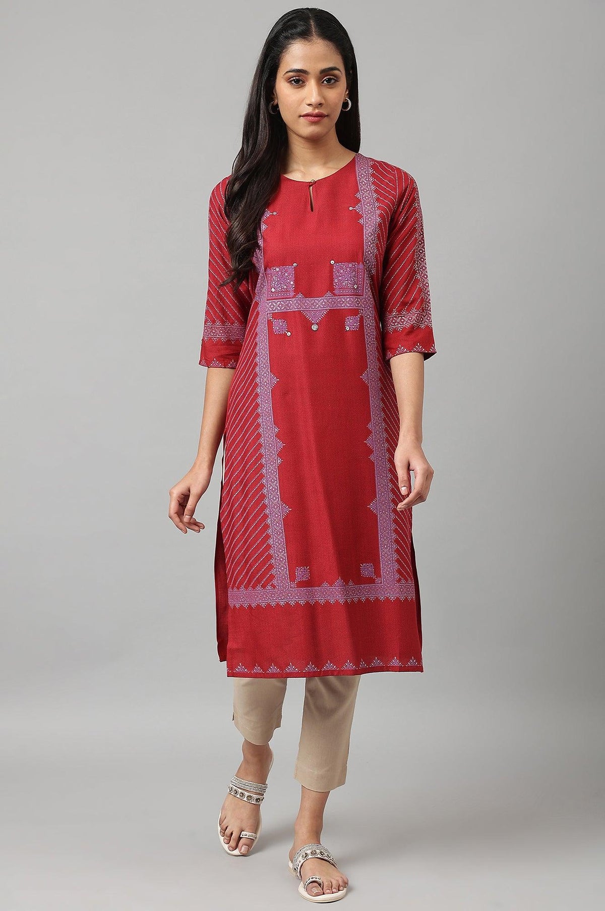 Red Placement Print Embellished kurta - XS