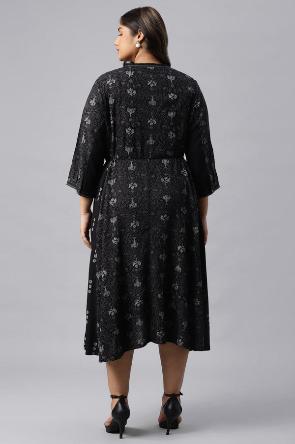 Plus Size Black Floral Printed Panelled Indie Dress
