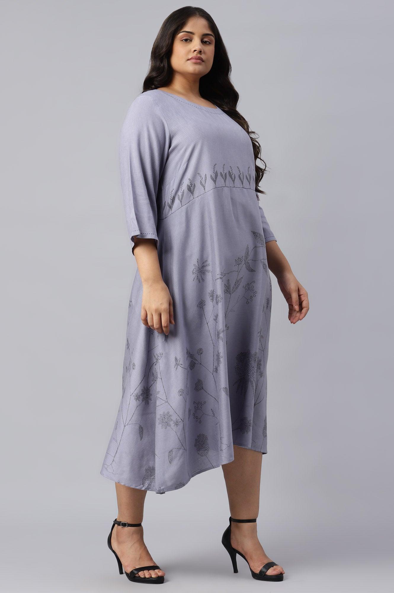 Plus Size Blue Floral kurta With Kantha Details - wforwoman