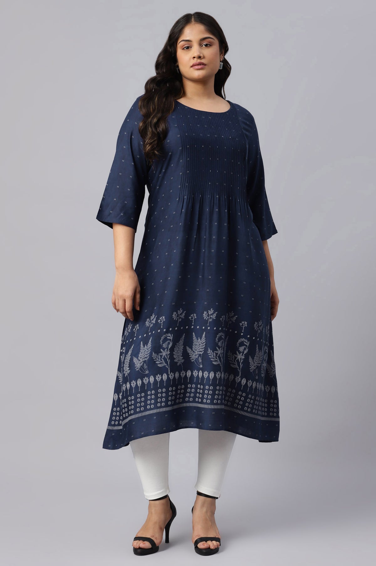 Plus Size Indo Floral Print A-Line kurta With Pin Tucks - 20