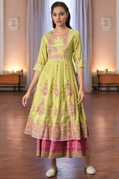 Green Floral Printed And Embellished Festive kurta