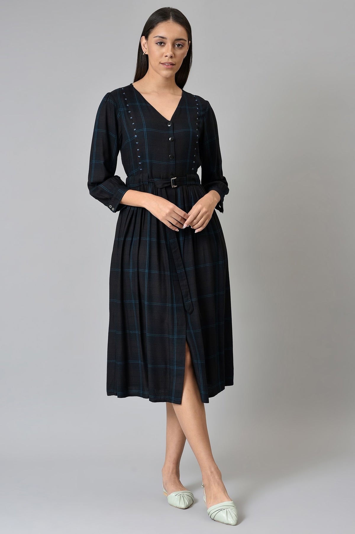 Black V-Neck Checks Dress - XS