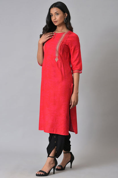 Red Embroidered Festive kurta - wforwoman