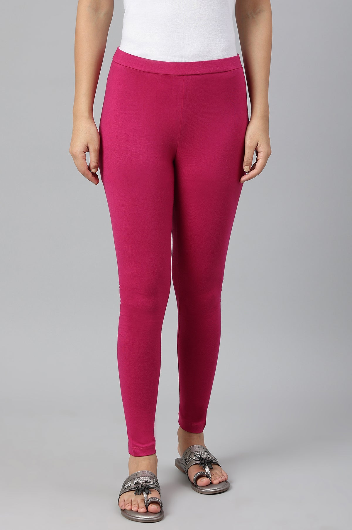 Magenta Solid Knitted Women Tights - S