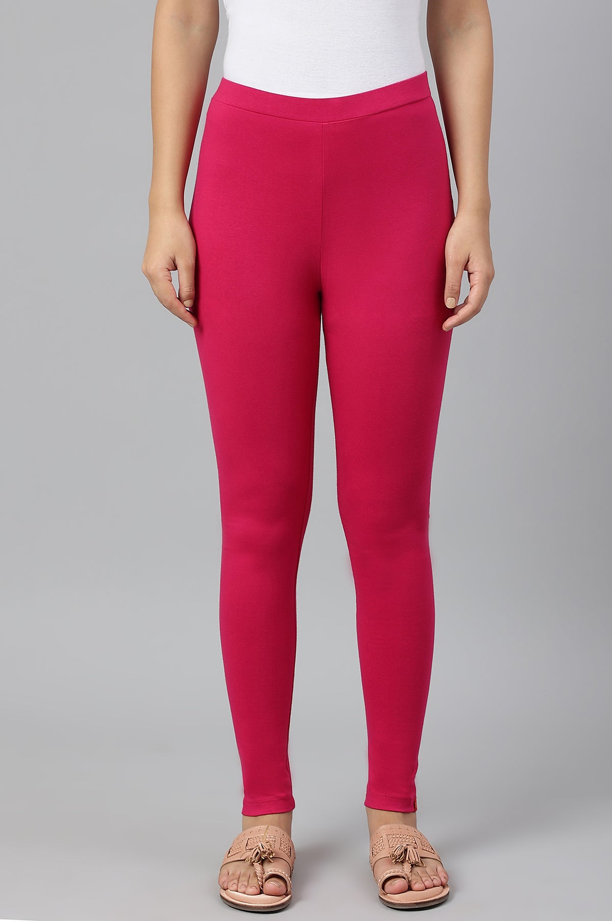 Berry Pink Solid Knitted Women Tights - S