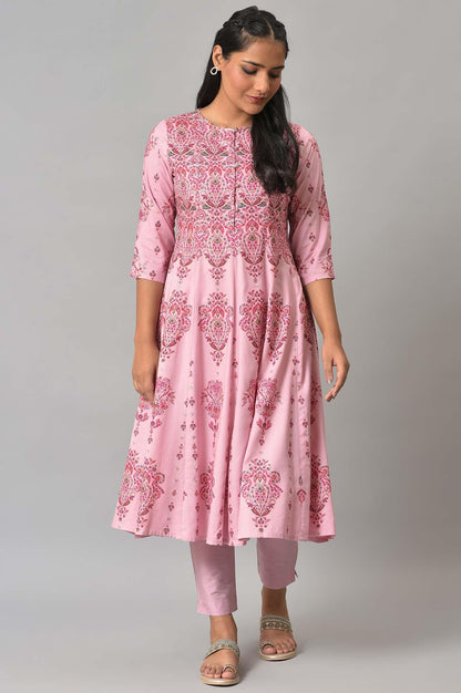 Light Pink Solid Women Slim Pants - wforwoman