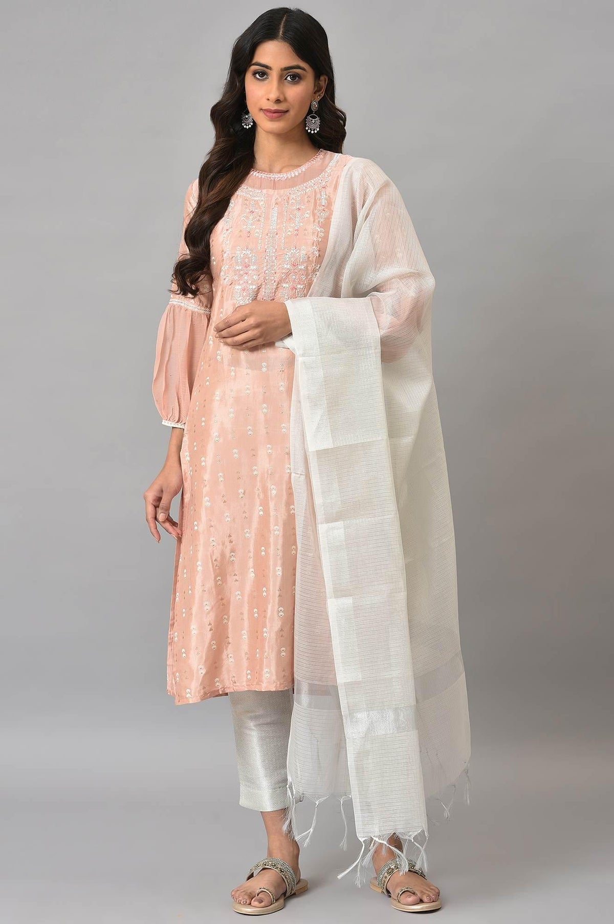 Peach Shantung Embroidered kurta With Silver Slim Pants And Kota Dupatta - XS