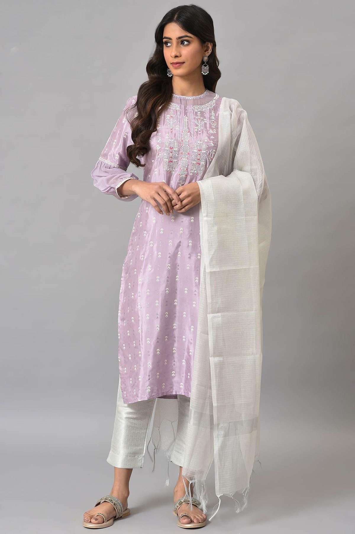Lavender Shantung Embroidered kurta With Silver Slim Pants And Kota Dupatta - XS