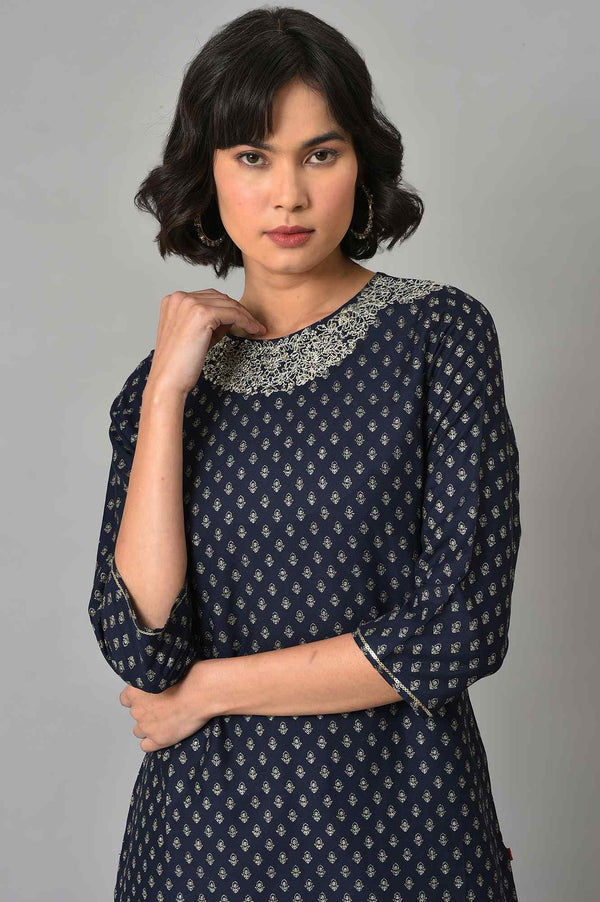 Navy Blue Embroidered kurta With Golden Parallel Pants