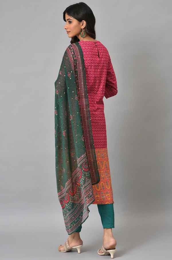 Dark Pink Boat Neck Embroidered kurta With Green Slim Pants And Printed Dupatta