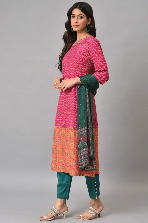 Dark Pink Boat Neck Embroidered kurta With Green Slim Pants And Printed Dupatta