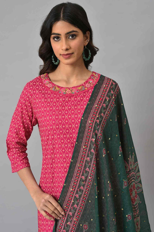 Dark Pink Boat Neck Embroidered kurta With Green Slim Pants And Printed Dupatta
