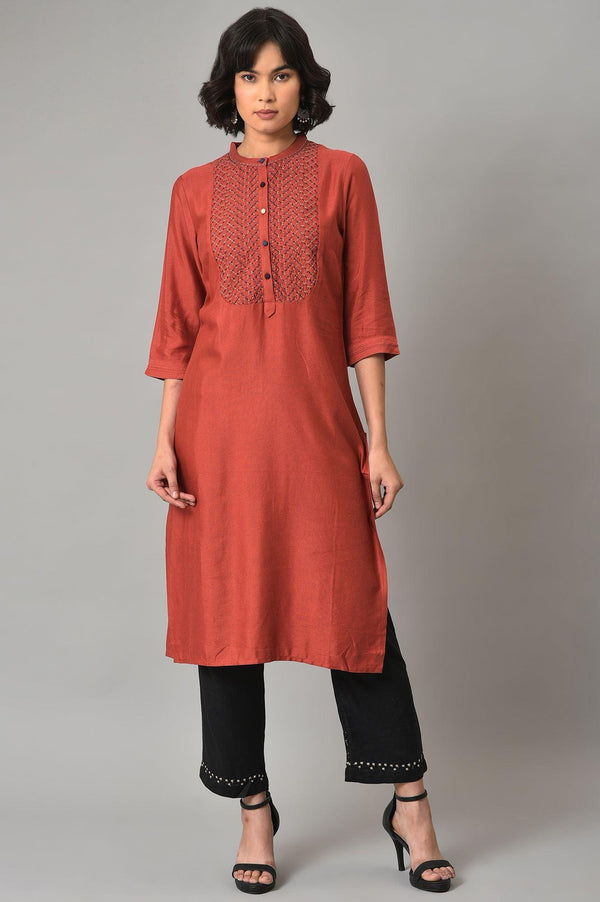 Brick Red Thread Embroidered Kurta Set with Black Pants