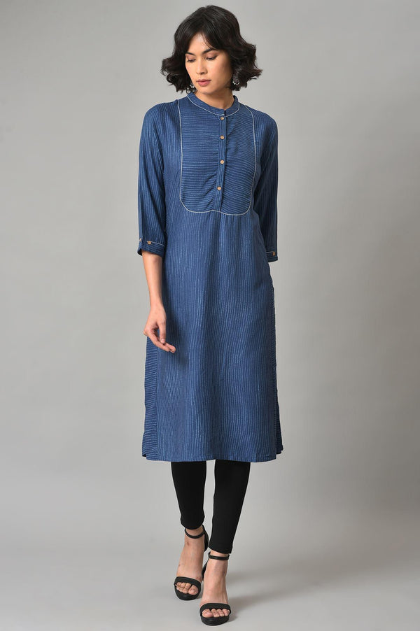 Blue Stripes Printed A-Line kurta With Black Tights